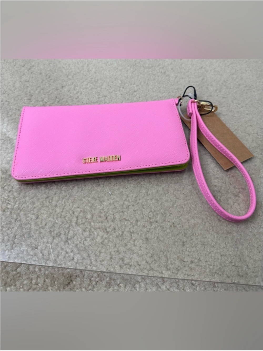 STEVE MADDEN PINK WALLET WRISTLET NWT